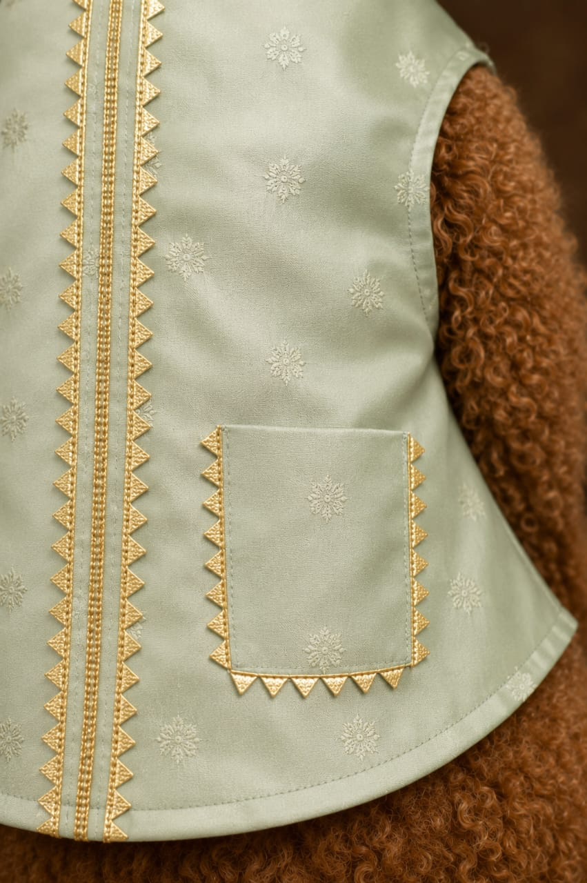 Pista Royale Sherwani